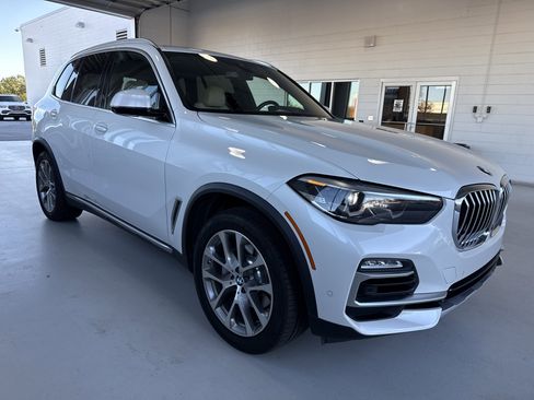 Used 2021 BMW X5 sDrive40i w/ Convenience Package image 8