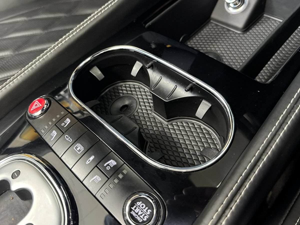 Used 2014 Bentley Flying Spur W12 AWD/4WD image 37