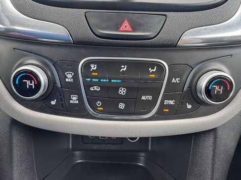 Used 2019 Chevrolet Equinox LT AWD/4WD image 28
