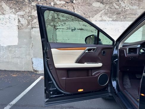 Used 2018 Lexus RX 350 FWD w/ Premium Package image 13