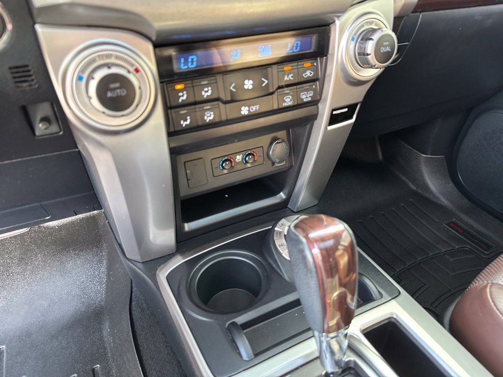 Used 2018 Toyota 4Runner Limited AWD/4WD image 26