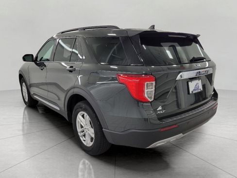 Used 2024 Ford Explorer XLT w/ Equipment Group 202A AWD/4WD image 21
