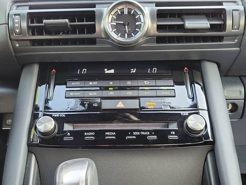 Used 2024 Lexus IS 350 F Sport RWD image 27
