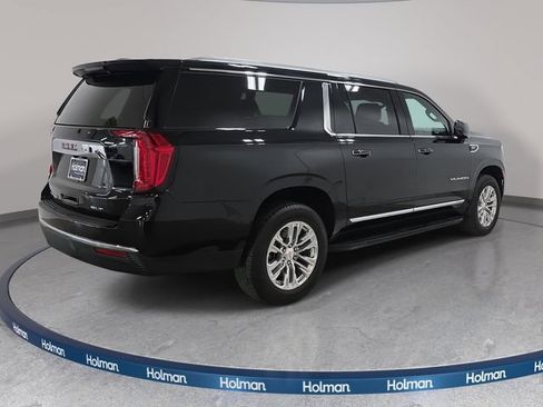 Used 2024 GMC Yukon XL SLT w/ SLT Luxury Package AWD/4WD image 6