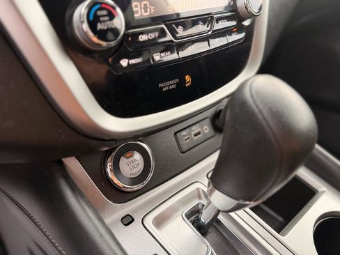 Used 2023 Nissan Murano S image 18