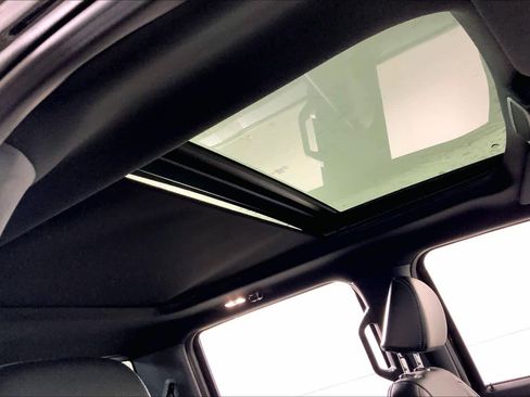 Used 2022 Ford F250 Lariat w/ Lariat Ultimate Package image 13