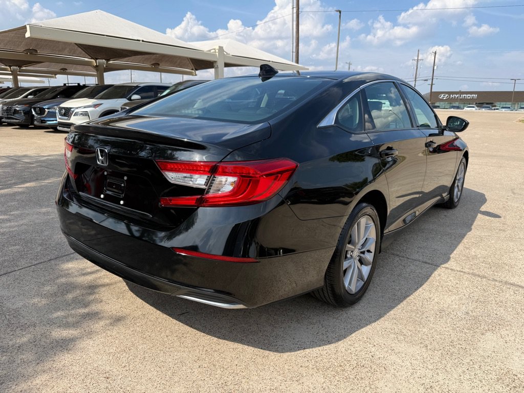 Used 2021 Honda Accord LX image 7