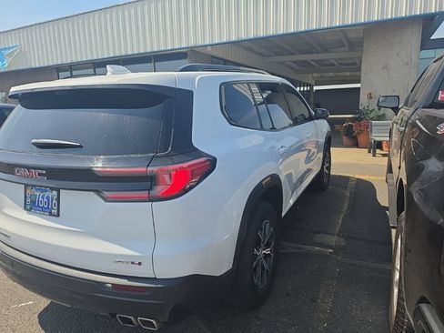 Used 2025 GMC Acadia AT4 w/ Super Cruise Package AWD/4WD image 5
