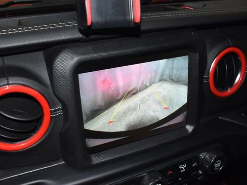 Used 2020 Jeep Wrangler Unlimited Sahara w/ Dual Top Group image 14