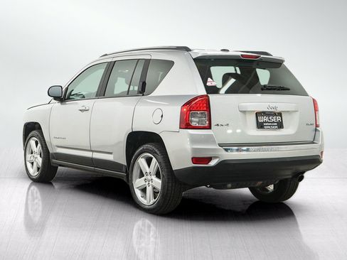Used 2012 Jeep Compass Limited w/ Sun/Sound Group AWD/4WD image 3