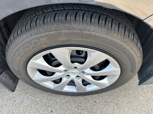 Used 2026 Toyota Corolla LE FWD image 19