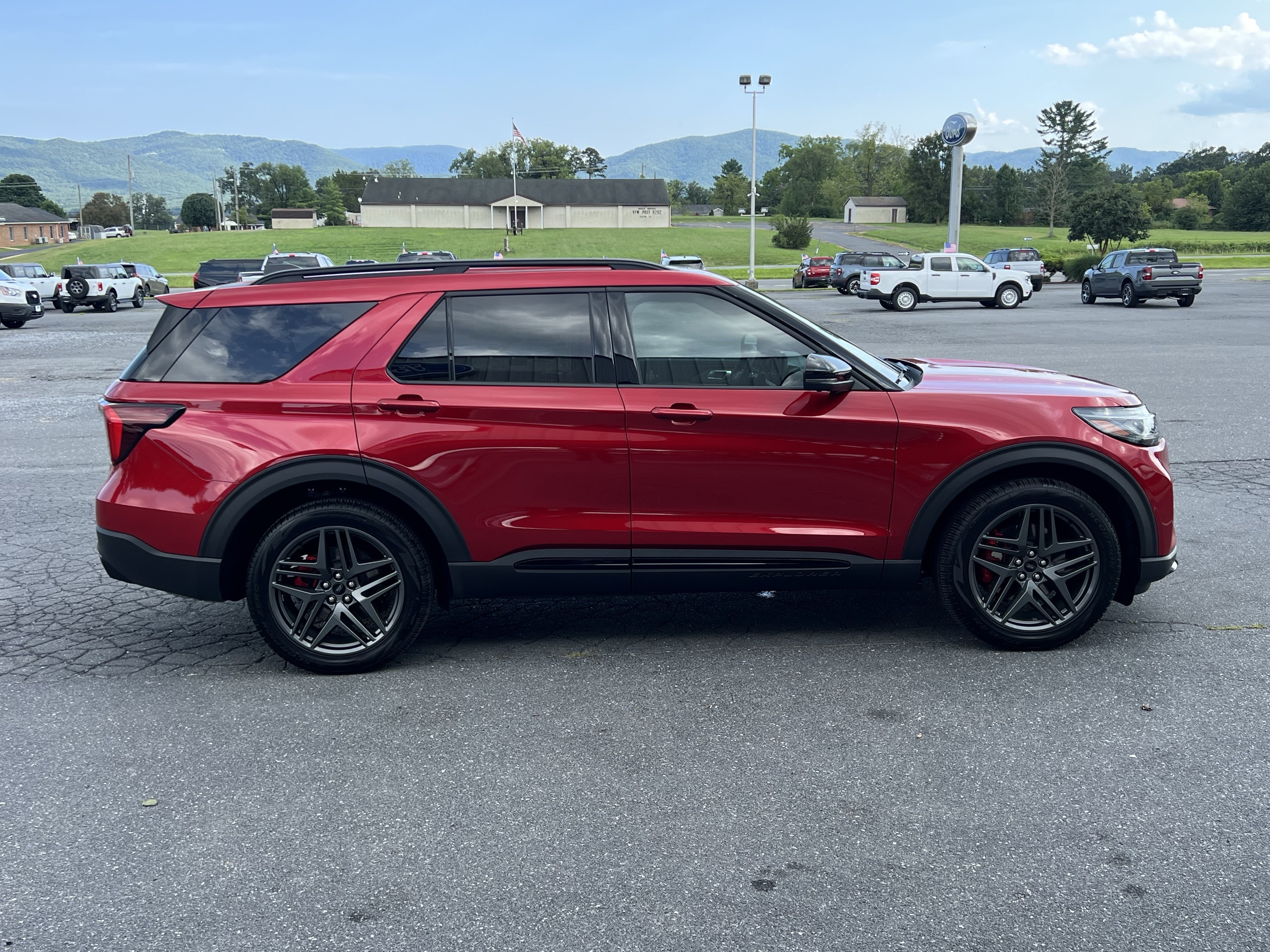 New 2026 Ford Explorer ST w/ Sun And Sound Package AWD/4WD image 5