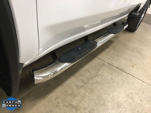 Used 2024 Chevrolet Silverado 2500 LT w/ Convenience Package image 12