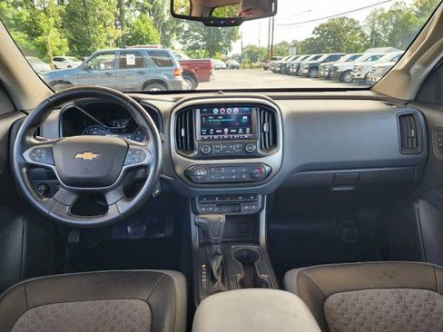 Used 2016 Chevrolet Colorado Z71 AWD/4WD image 18