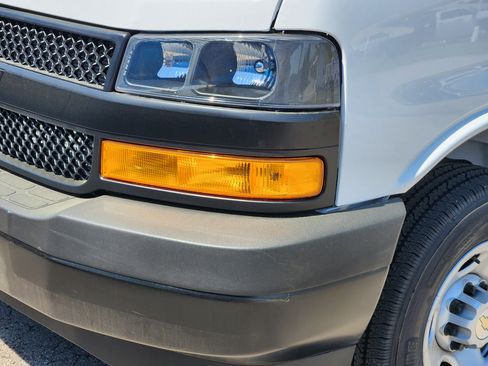 New 2026 Chevrolet Express 2500 Extended w/ Driver Convenience Package image 6