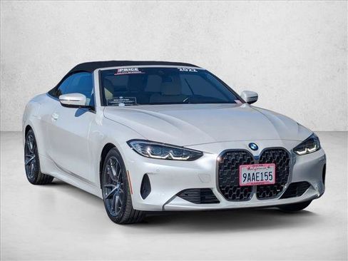 Certified 2022 BMW 430i Convertible w/ Convenience Package image 3