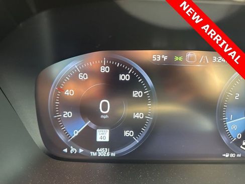 Used 2022 Volvo S60 B5 Inscription image 12