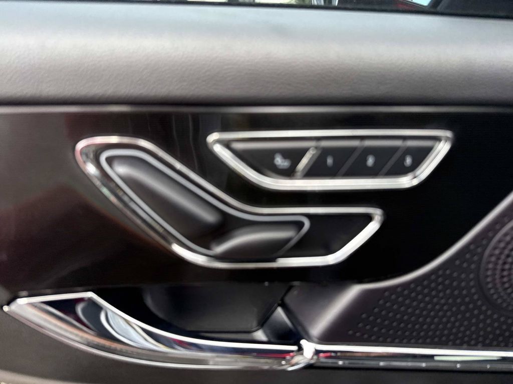 Used 2023 Lincoln Corsair FWD image 20