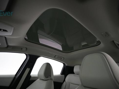 Used 2026 Nissan Leaf Platinum+ w/ Floor Mat Package (Platinum+) FWD image 28
