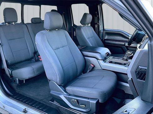 Used 2016 Ford F150 XLT w/ Equipment Group 302A Luxury image 29