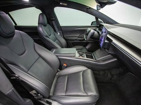 Used 2022 Tesla Model X Plaid image 20