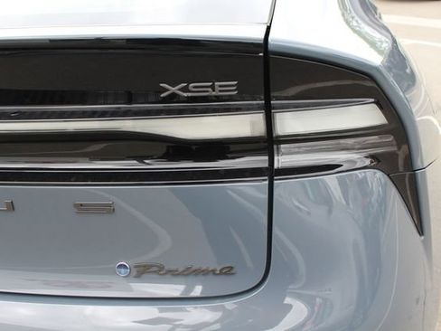 Certified 2023 Toyota Prius Prime FWD image 19