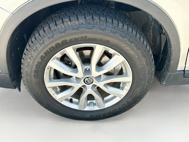 Used 2020 Nissan Rogue SV AWD/4WD image 29