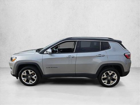 Used 2018 Jeep Compass Limited w/ Navigation Group image 9