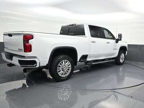 Used 2022 Chevrolet Silverado 2500 High Country AWD/4WD image 5
