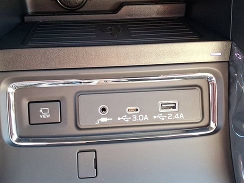 New 2026 Subaru Ascent Limited AWD/4WD image 18