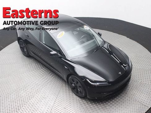 Used 2024 Tesla Model 3 Standard Range RWD image 3