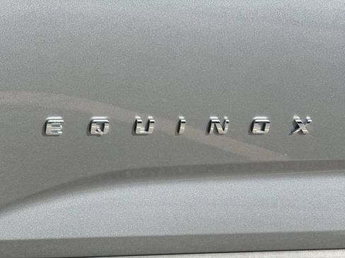 Used 2026 Chevrolet Equinox LT AWD/4WD image 31