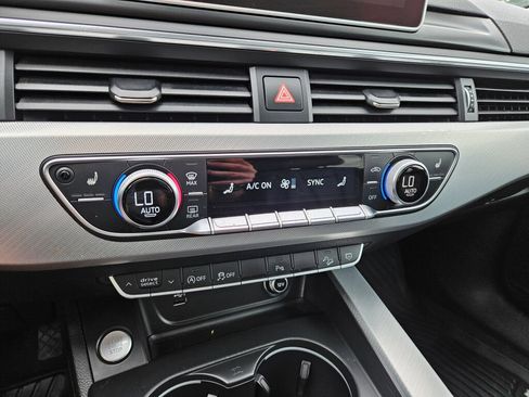 Used 2018 Audi A4 2.0T allroad Premium Plus AWD/4WD image 24