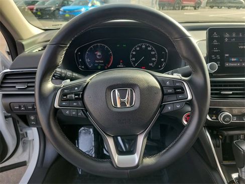 Certified 2018 Honda Accord Touring image 24
