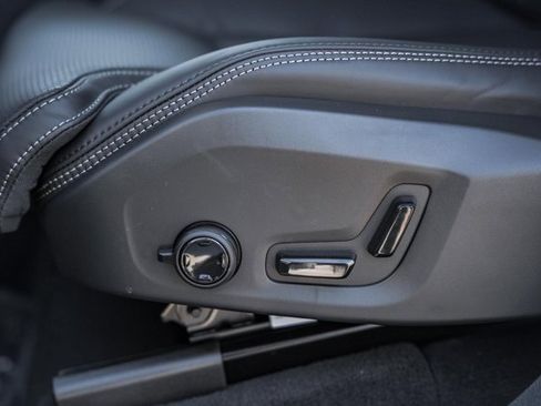 New 2026 Volvo XC90 B6 Ultra w/ Protection Package Premier image 36