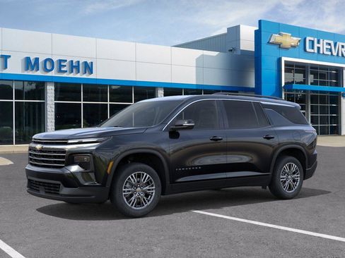 New 2026 Chevrolet Traverse LT w/ Driver Confidence Package FWD image 2