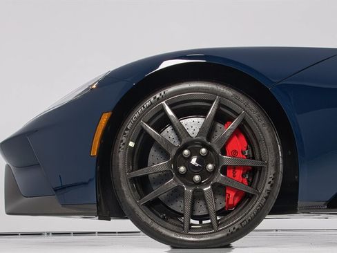 Used 2020 Ford GT Carbon Series RWD image 6