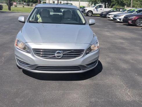 Used 2014 Volvo S60 T5 FWD image 3