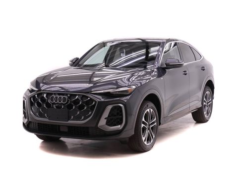 New 2026 Audi Q5 Premium image 1