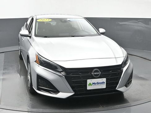 Used 2023 Nissan Altima 2.5 S FWD image 5