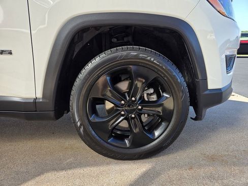 Used 2020 Jeep Compass Latitude AWD/4WD image 33