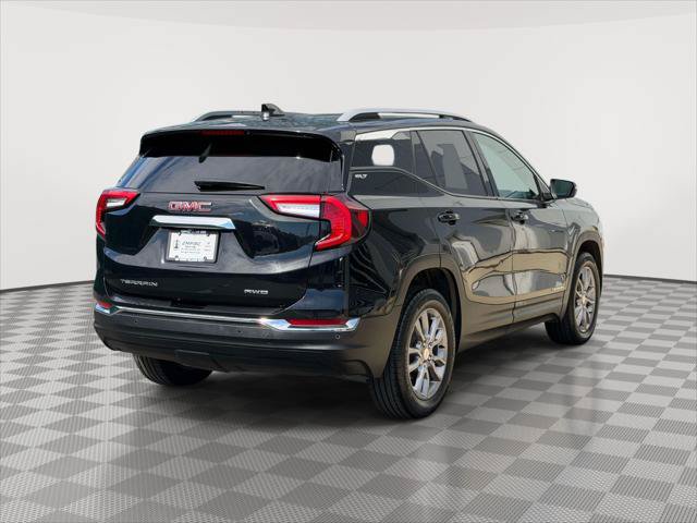 Used 2023 GMC Terrain SLT AWD/4WD image 7