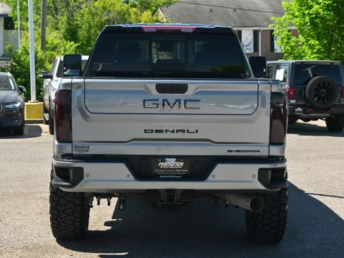 Used 2026 GMC Sierra 2500 Denali Ultimate w/ Max Trailering Package image 13