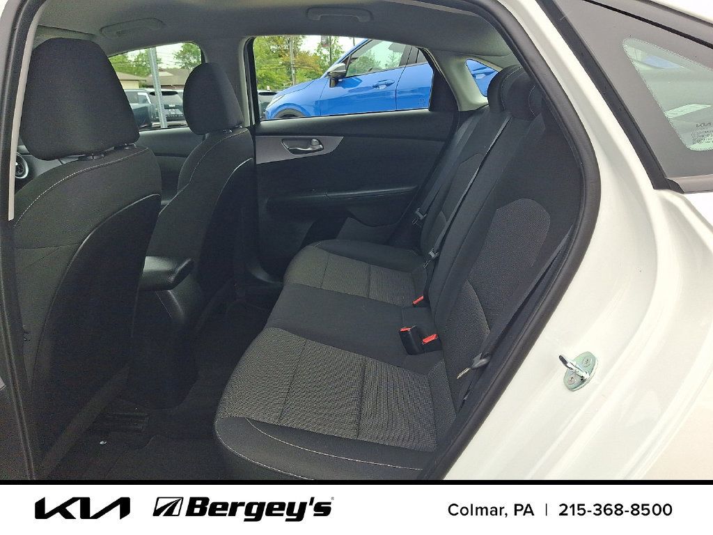 Certified 2023 Kia Forte LXS FWD image 12