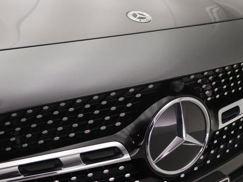 Certified 2022 Mercedes-Benz GLA 250 image 28