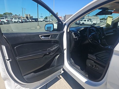 Used 2024 Ford Edge SEL AWD/4WD image 14