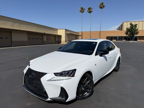 Used 2019 Lexus IS 300 w/ Navigation Package RWD image 3