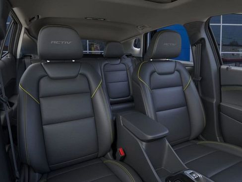 New 2026 Chevrolet Trax ACTIV w/ Sunroof Package image 17