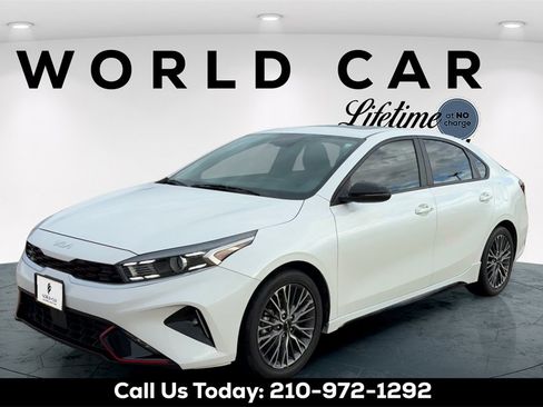 Certified 2022 Kia Forte GT-Line w/ GT-Line Premium Package image 7