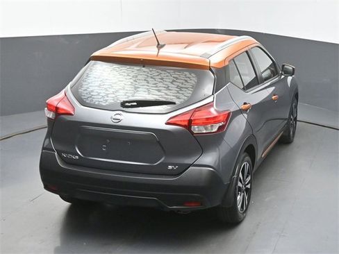 Used 2019 Nissan Kicks SV image 47